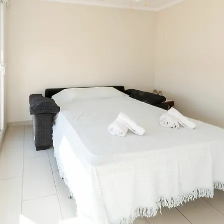 Apartment Lince